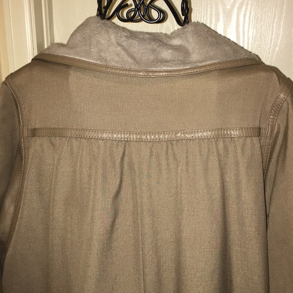 Neusteters Raincheetahs trench Coat - Picture 6 of 8